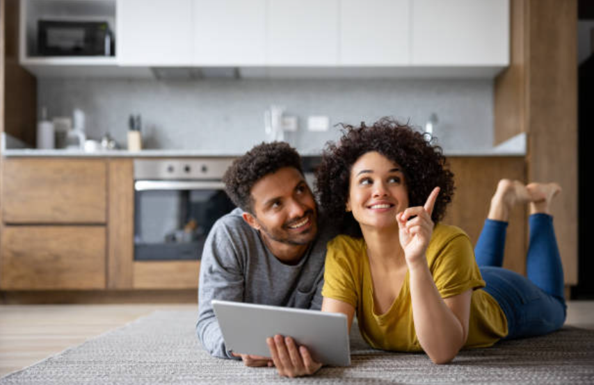 Homeowners planning their project